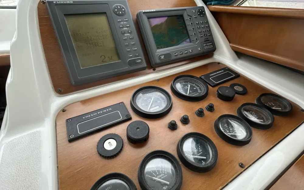 slider 9 Beneteau Antares 10.80