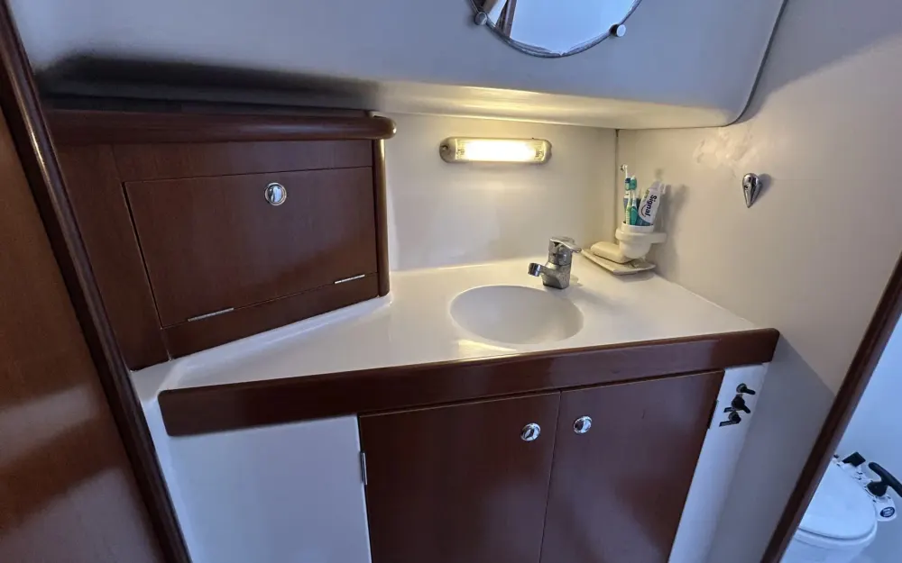 slider 5 Beneteau Antares 10.80