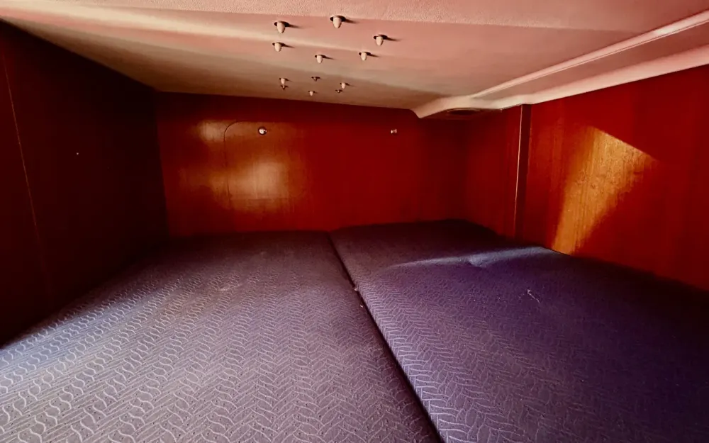 slider 4 Beneteau Flyer 701