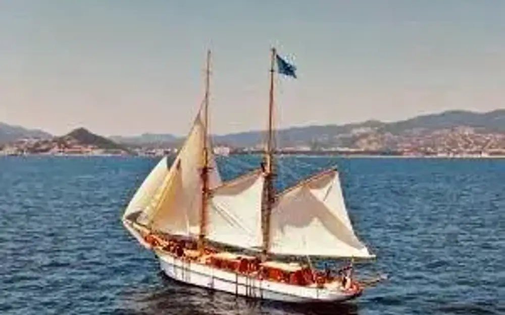 Cantieri Di DonnaGoelette O Remington