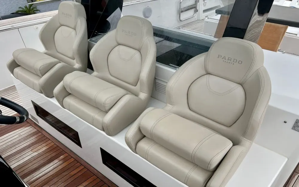 slider 8 Pardo Yachts Pardo 43