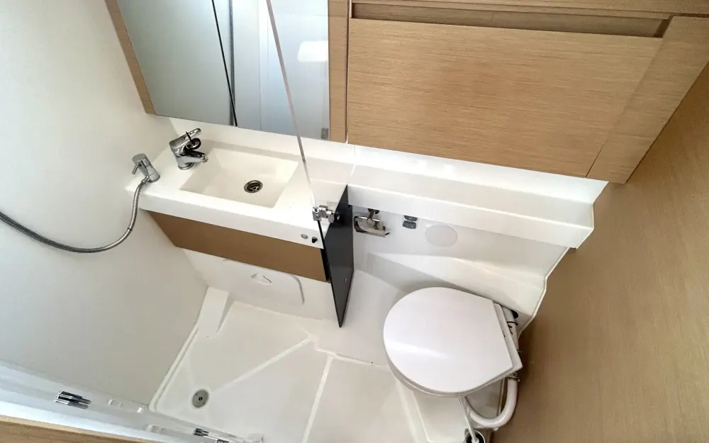slider 12 Jeanneau Sun Odyssey 410