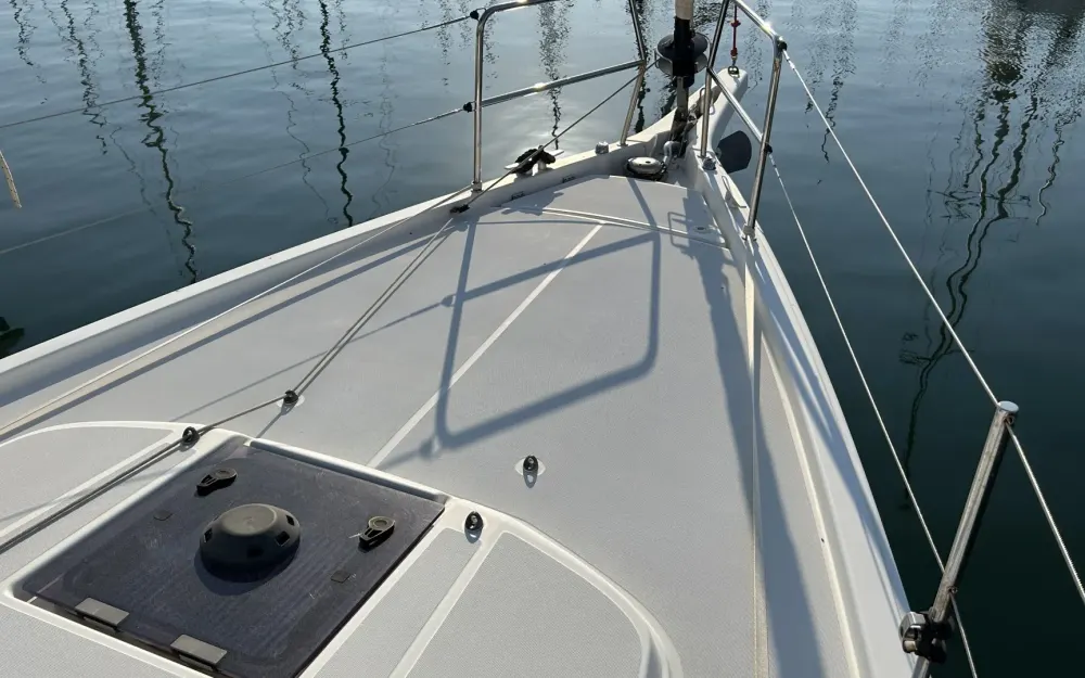 slider 13 Jeanneau Sun Odyssey 410
