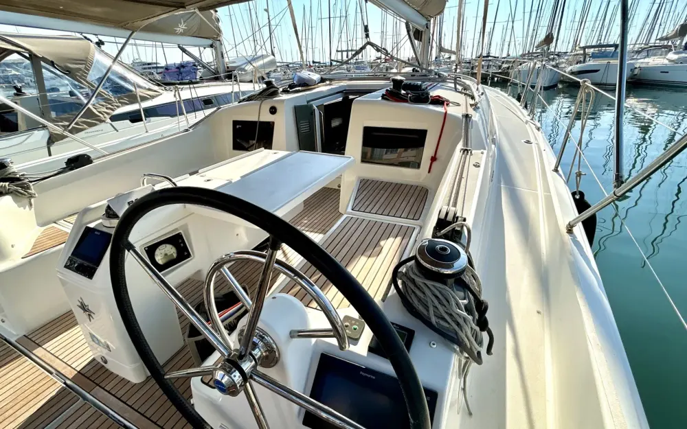 slider 4 Jeanneau Sun Odyssey 410