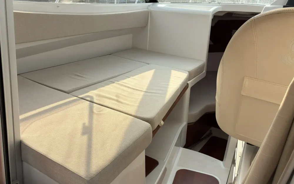 slider 5 Beneteau Antares 7.80