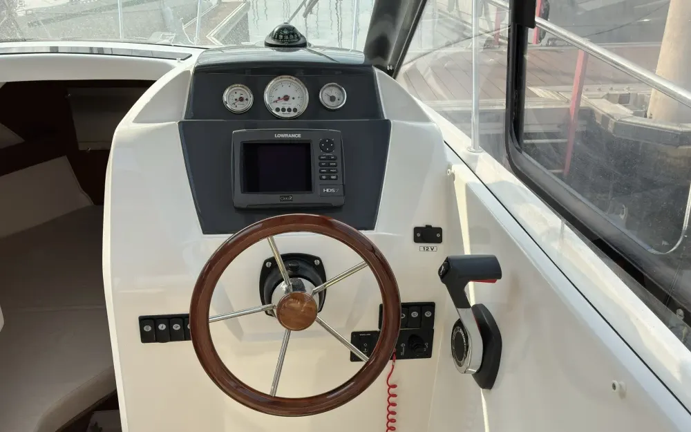 slider 7 Beneteau Antares 7.80
