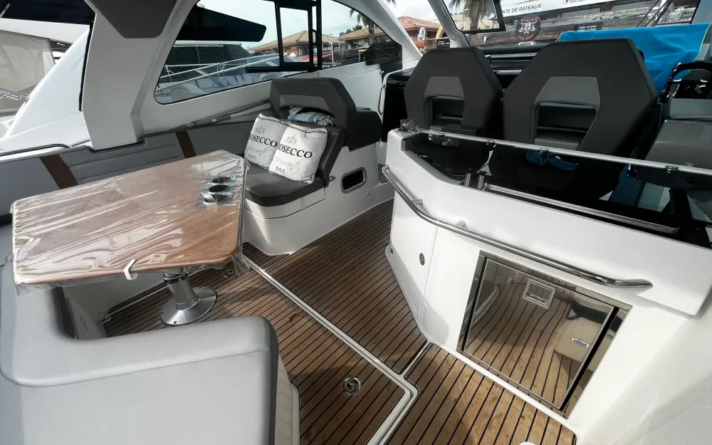 slider 23 Beneteau Gran Turismo 32