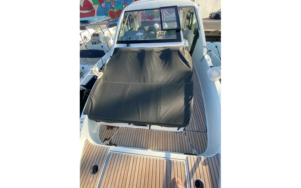 slider 36 Beneteau Gran Turismo 32