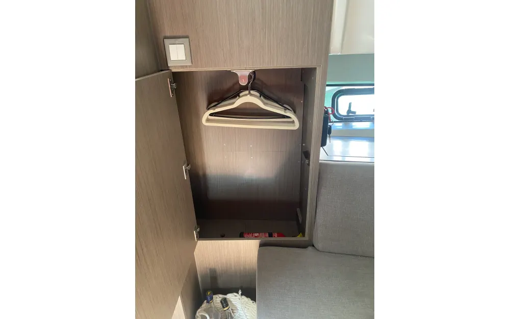slider 49 Beneteau Gran Turismo 32