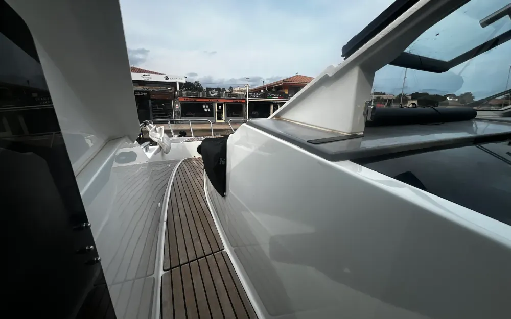 slider 53 Beneteau Gran Turismo 32
