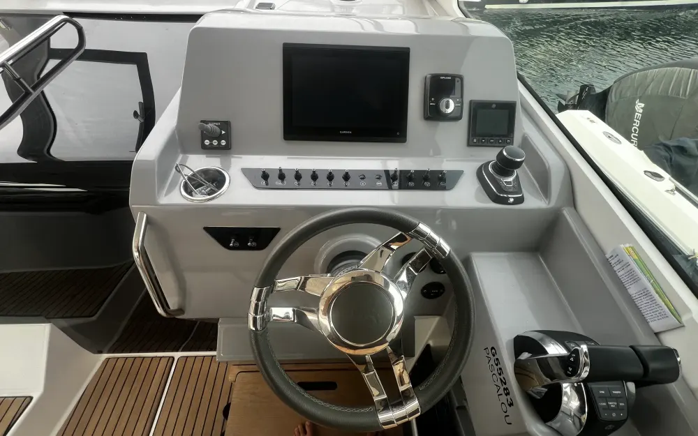 slider 4 Beneteau Gran Turismo 32