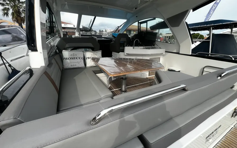 slider 69 Beneteau Gran Turismo 32