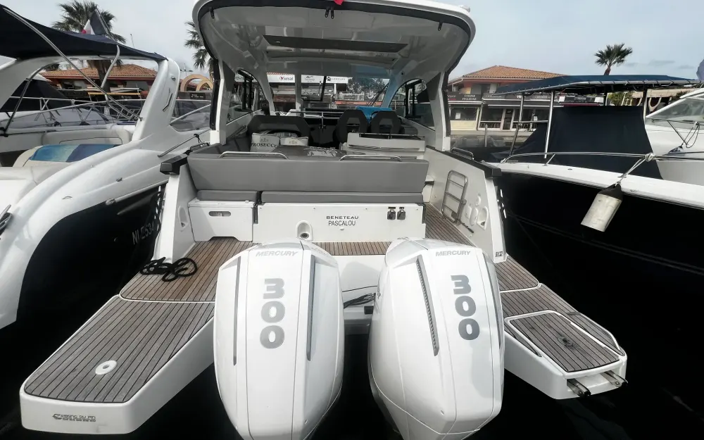 slider 78 Beneteau Gran Turismo 32