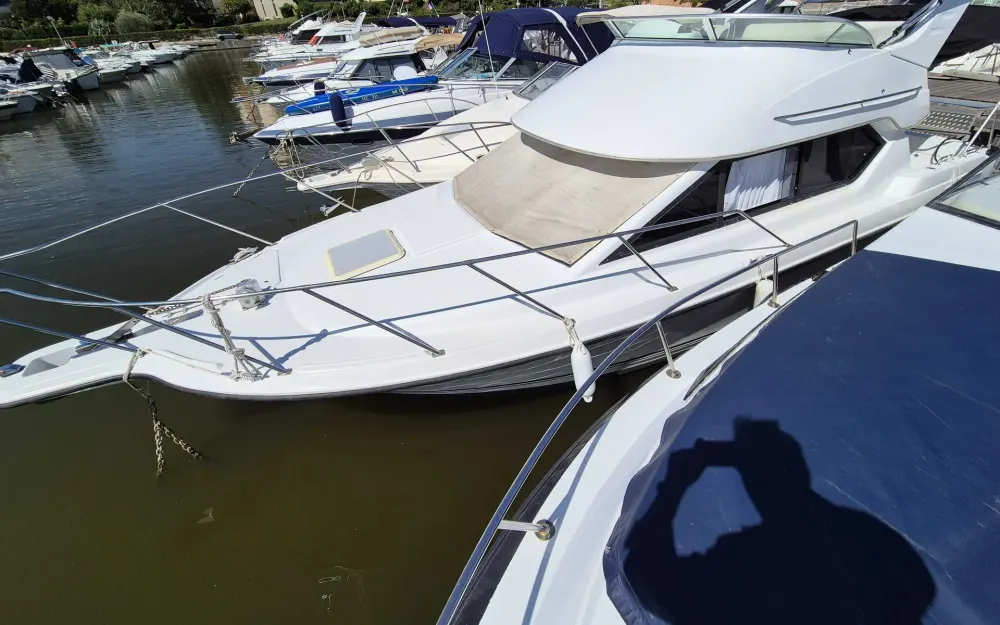 slider 3 Bayliner  2858 Fly