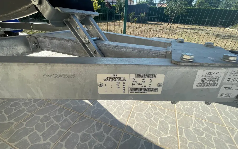 slider 8 UMS Tuna Boats UMS 485 CC