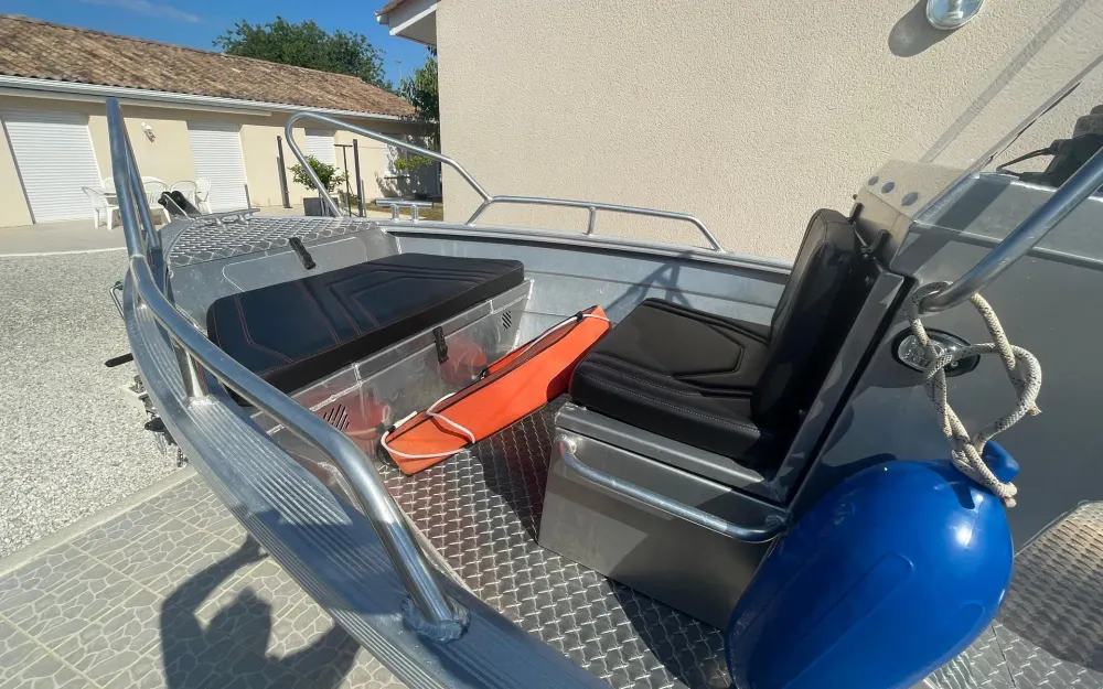 slider 13 UMS Tuna Boats UMS 485 CC