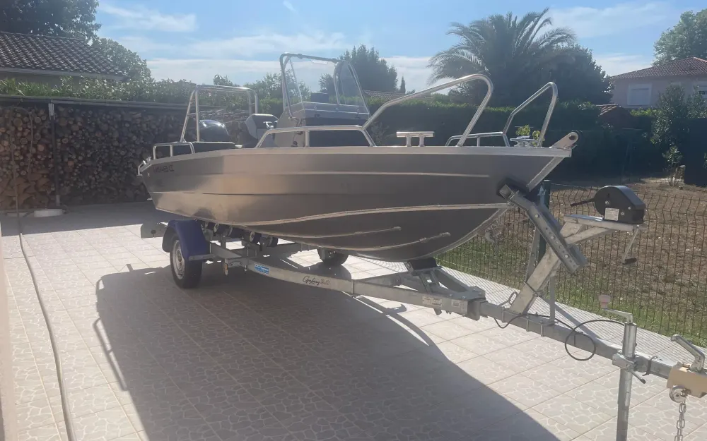 slider 0 UMS Tuna Boats UMS 485 CC