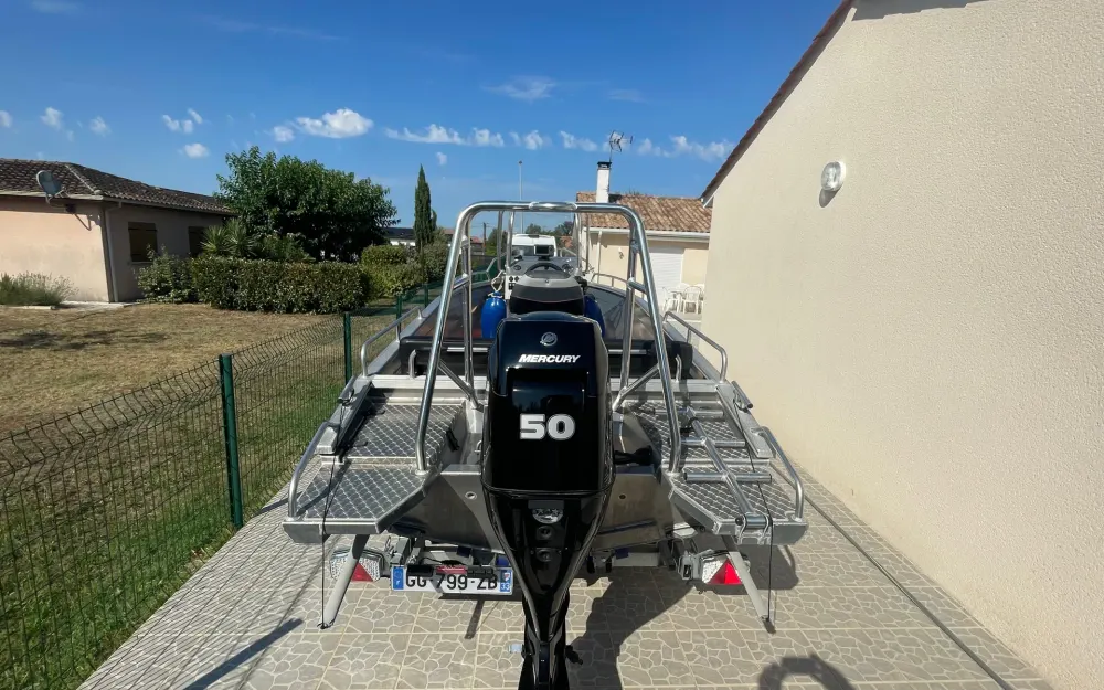 slider 3 UMS Tuna Boats UMS 485 CC