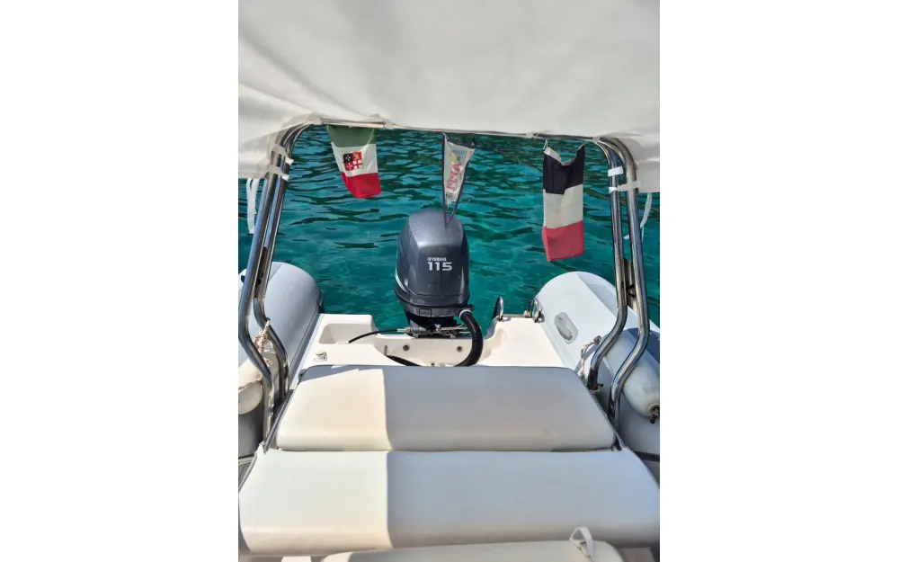 slider 6 Capelli Tempest 630