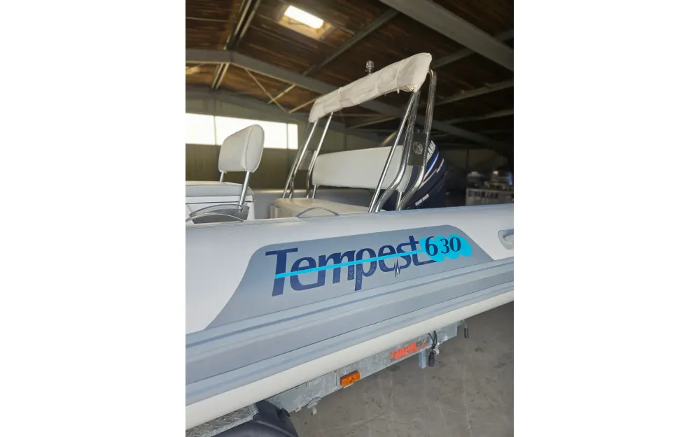slider 19 Capelli Tempest 630