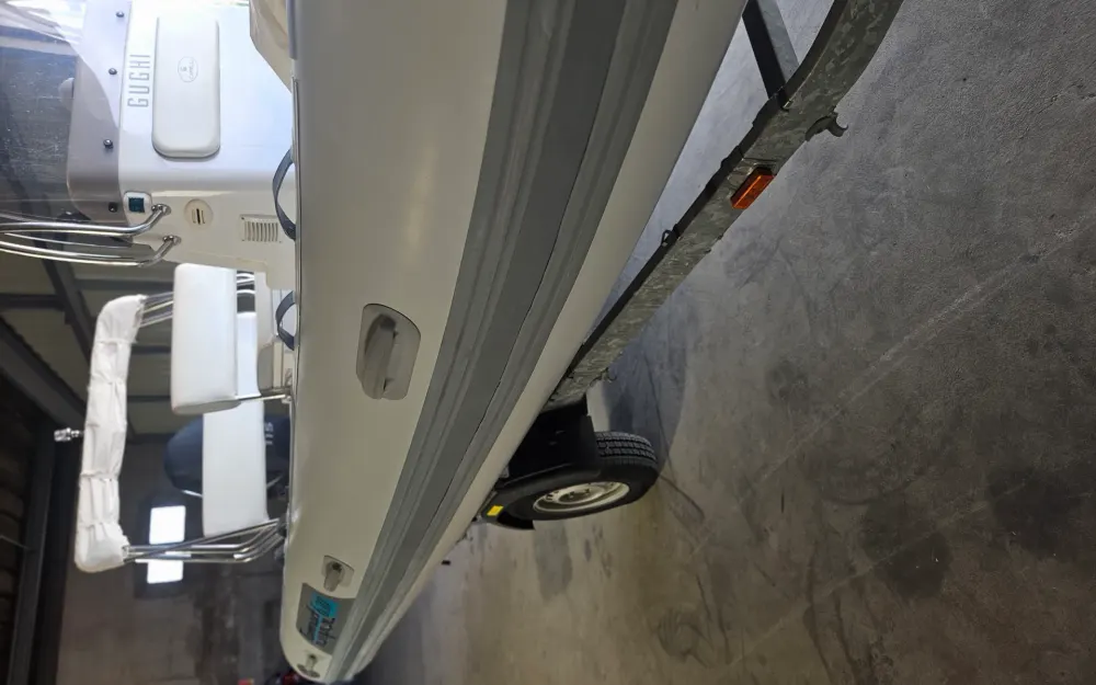 slider 22 Capelli Tempest 630