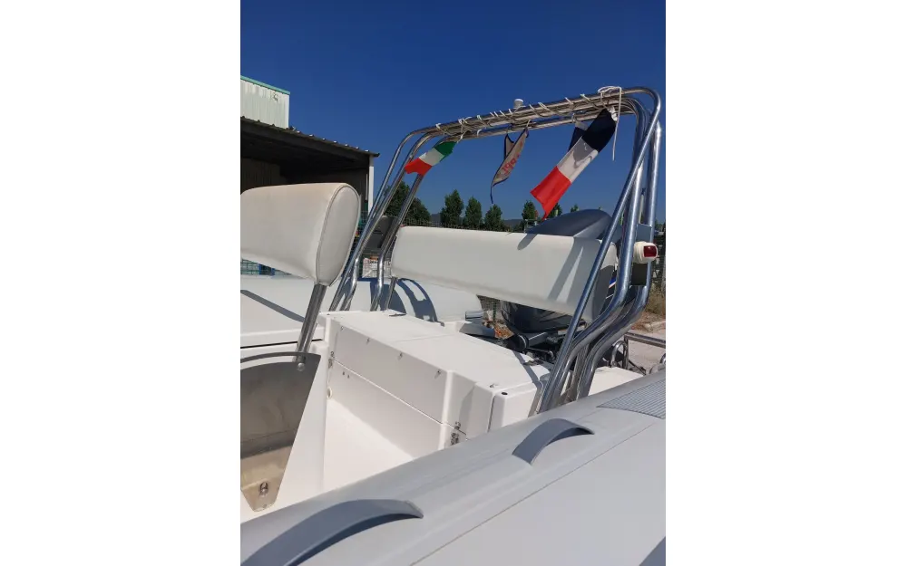 slider 8 Capelli Tempest 630