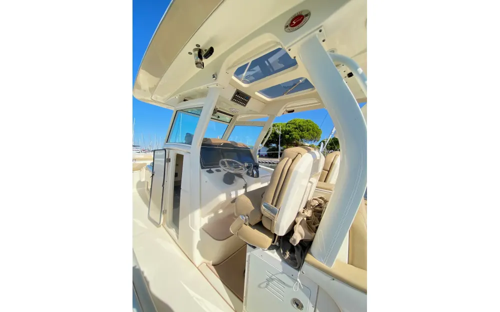 slider 3 Scout Boat  350 LXF