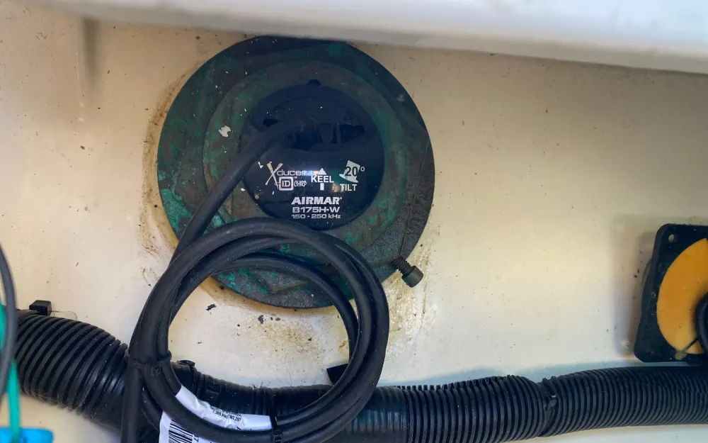 slider 32 Scout Boat  350 LXF