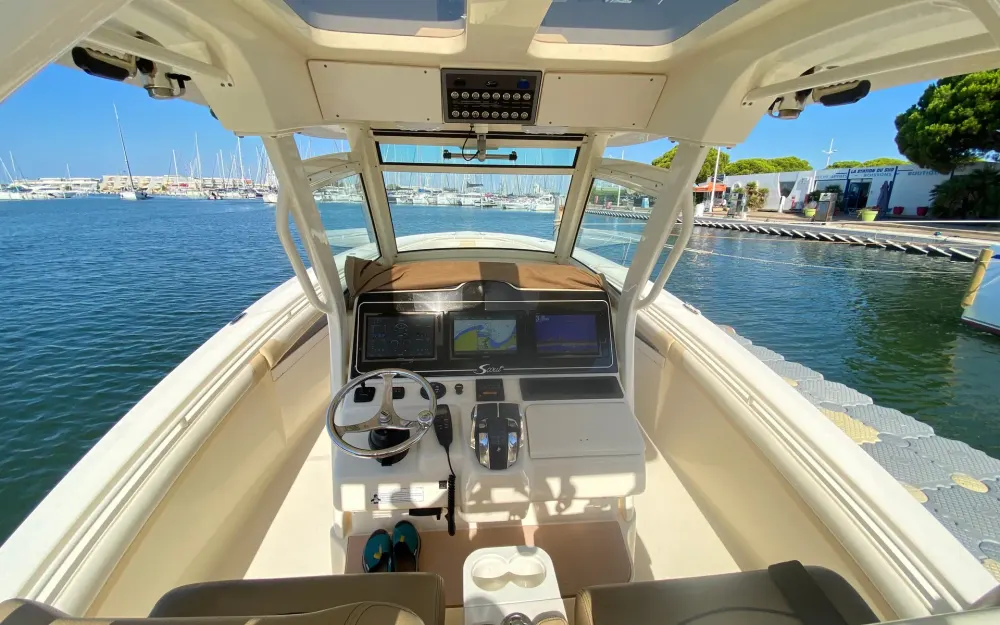 slider 4 Scout Boat  350 LXF