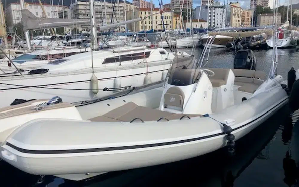 slider 16 Black Fin Elegance 8