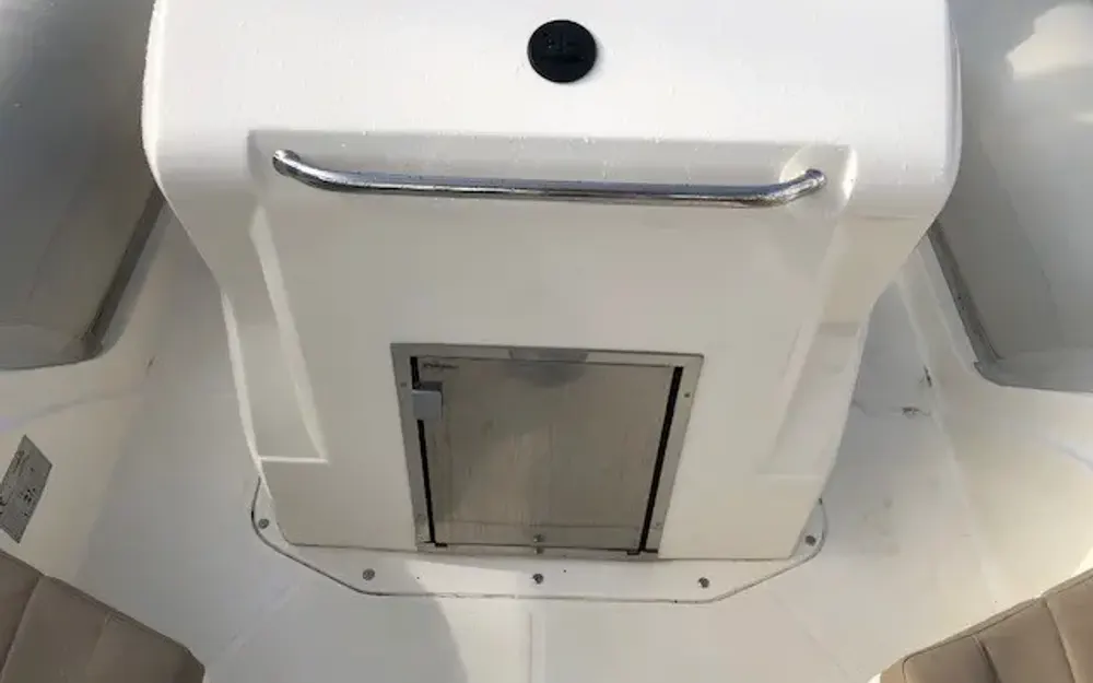 slider 8 Black Fin Elegance 8