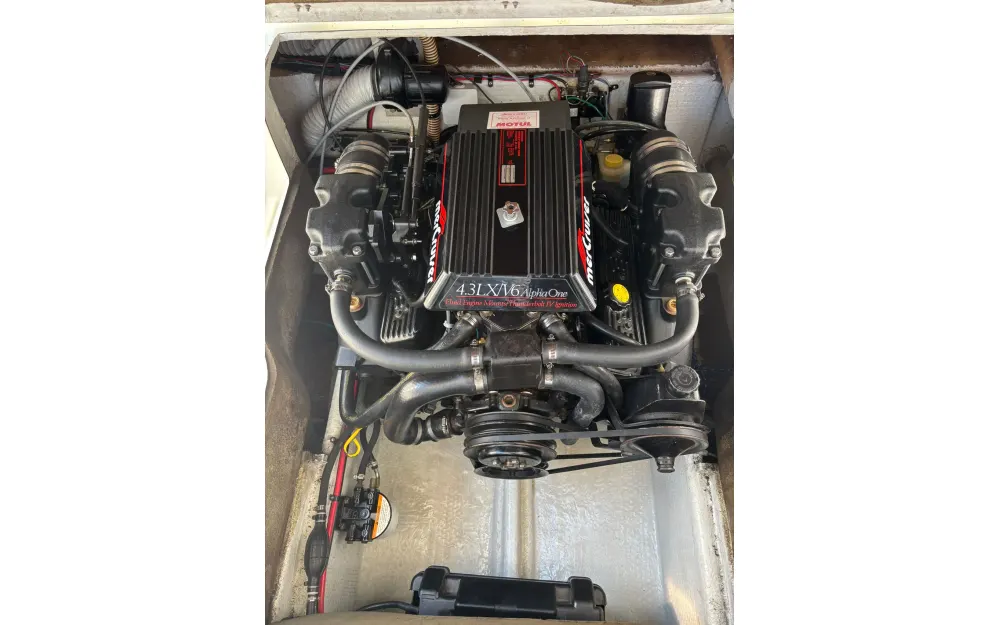 slider 6 Jeanneau Leader 650 Performance