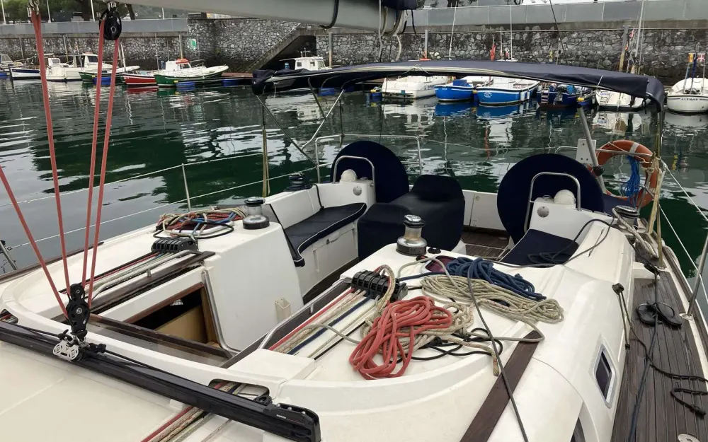 slider 21 Jeanneau Sun Odyssey 49 i