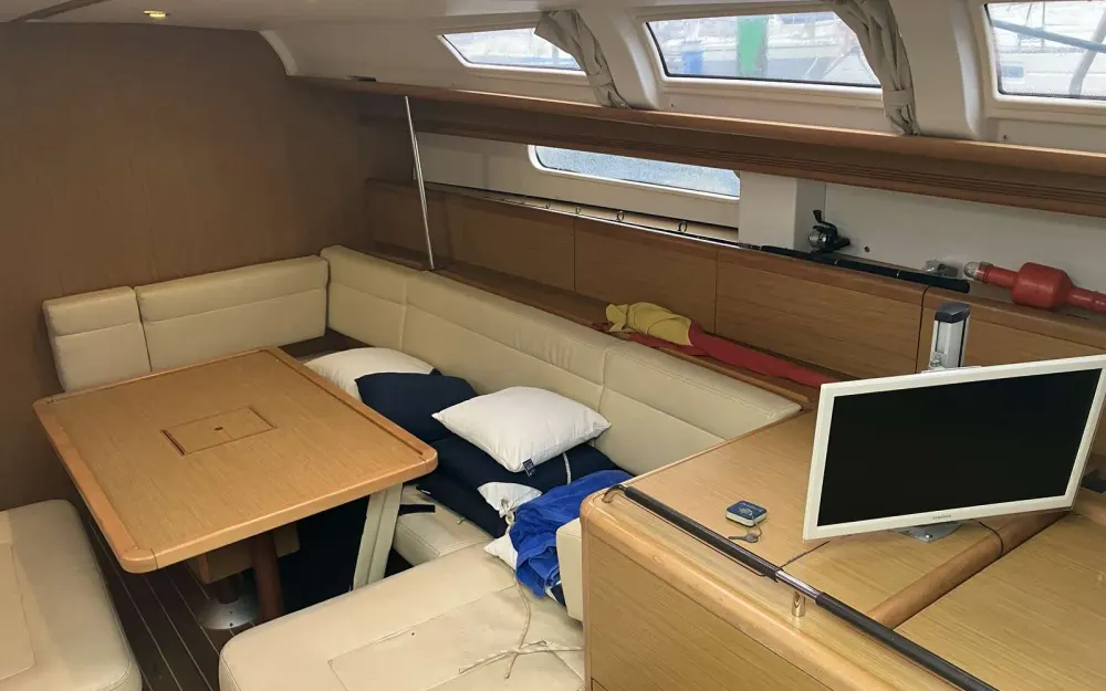 slider 46 Jeanneau Sun Odyssey 49 i