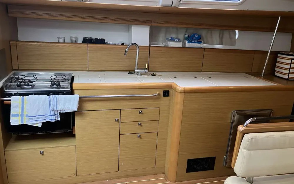 slider 48 Jeanneau Sun Odyssey 49 i