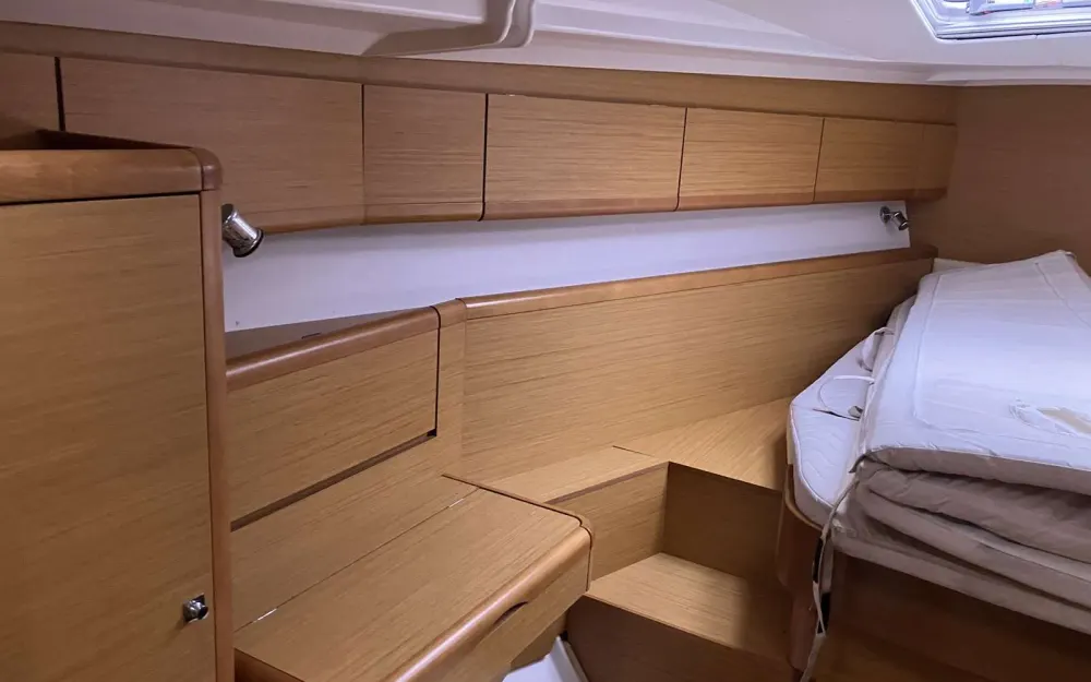 slider 54 Jeanneau Sun Odyssey 49 i