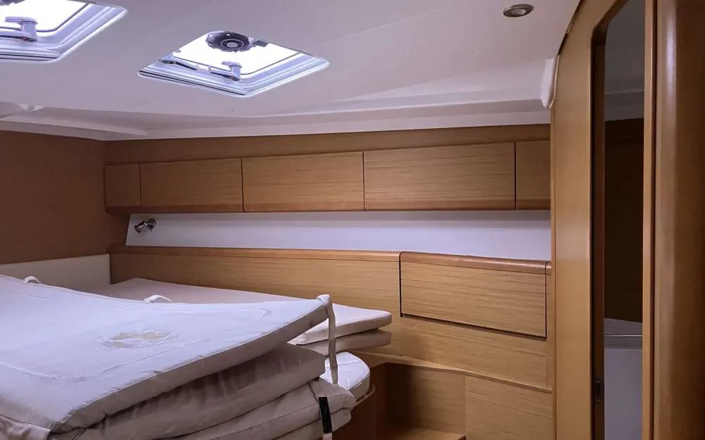 slider 56 Jeanneau Sun Odyssey 49 i