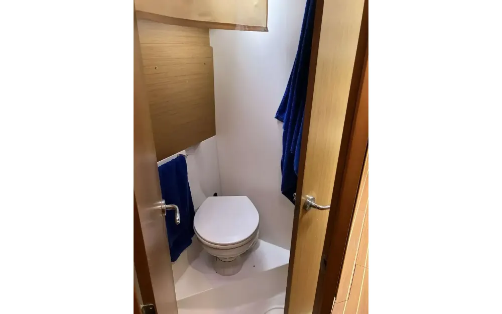slider 70 Jeanneau Sun Odyssey 49 i