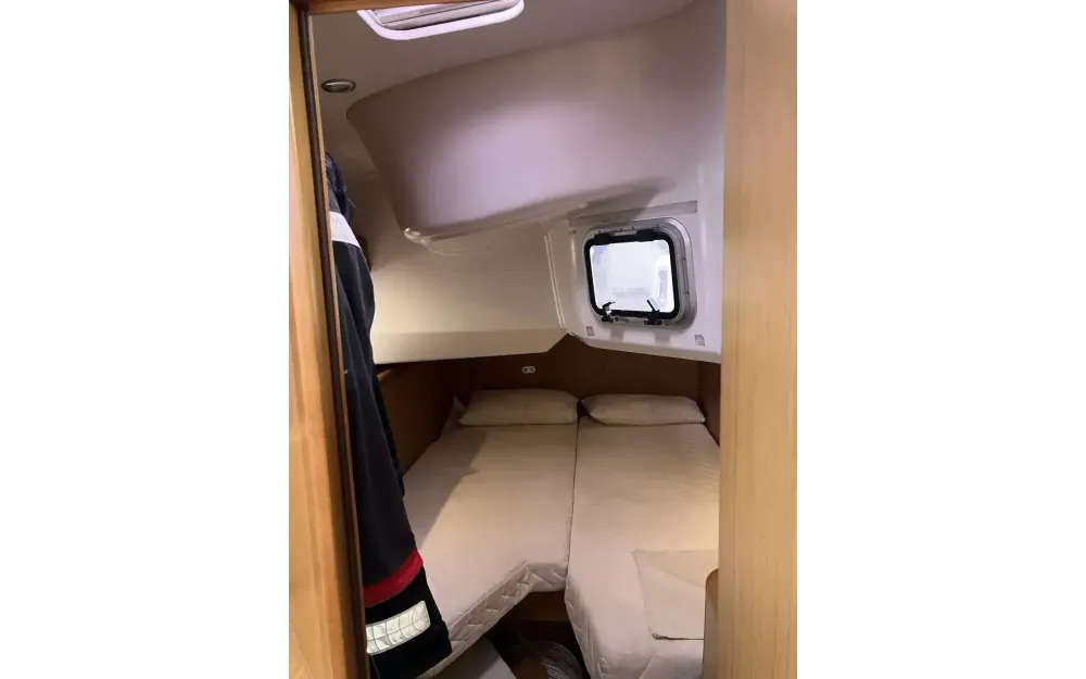 slider 72 Jeanneau Sun Odyssey 49 i