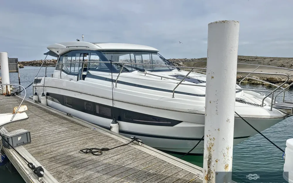 slider 28 Jeanneau NC 37