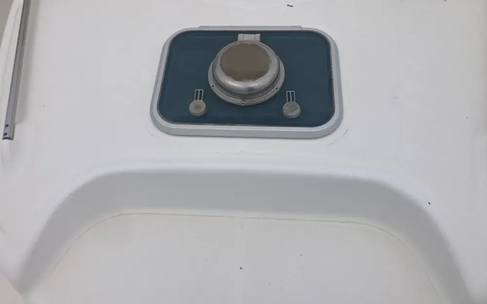 slider 27 Beneteau Antares 760