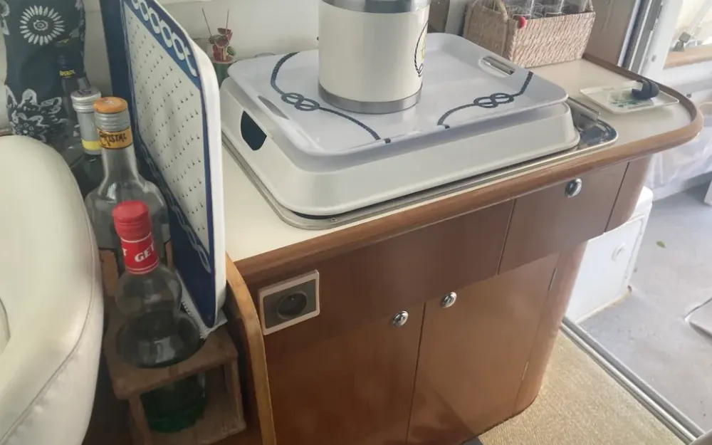 slider 17 Beneteau Antares 760