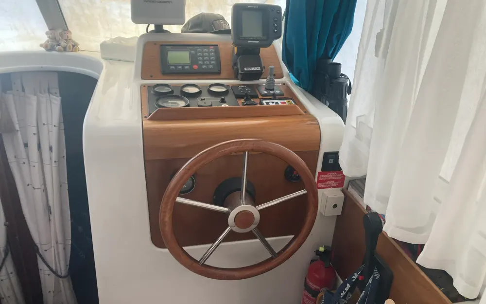 slider 20 Beneteau Antares 760