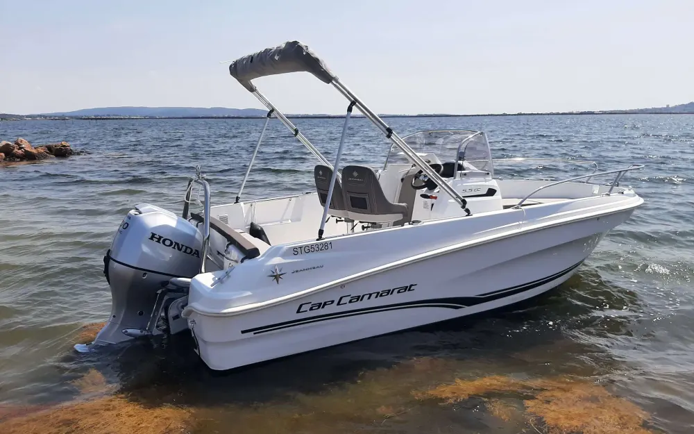 slider 1 Jeanneau Cap Camarat 5.5 CC Serie 2