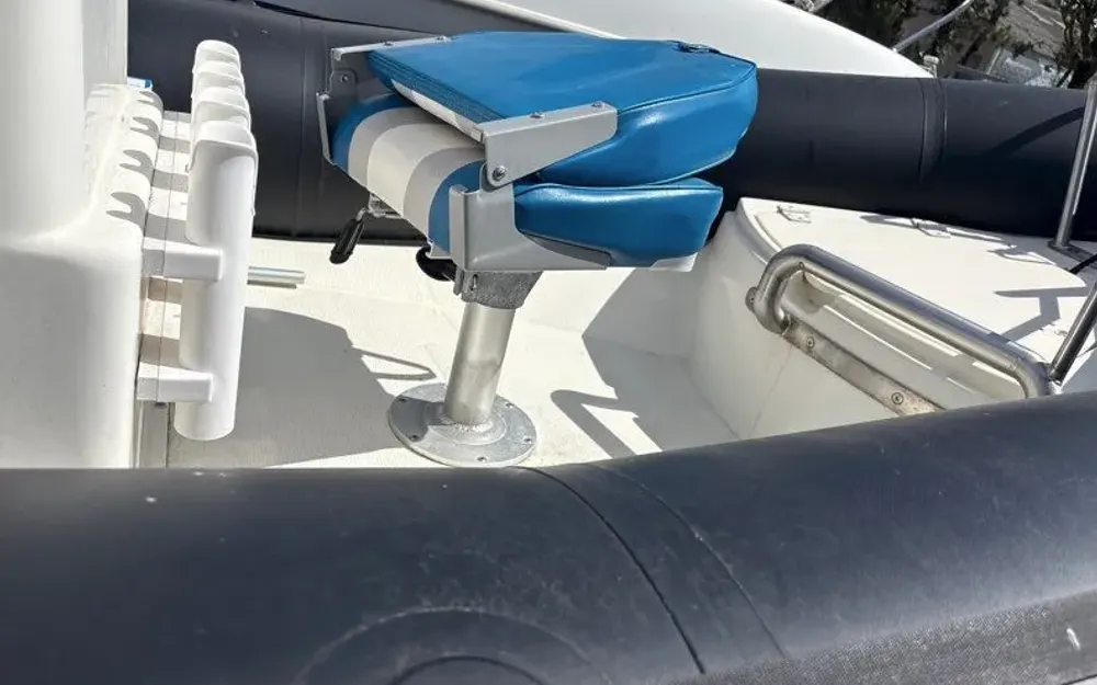 slider 1 Bombard Explorer 500 DB