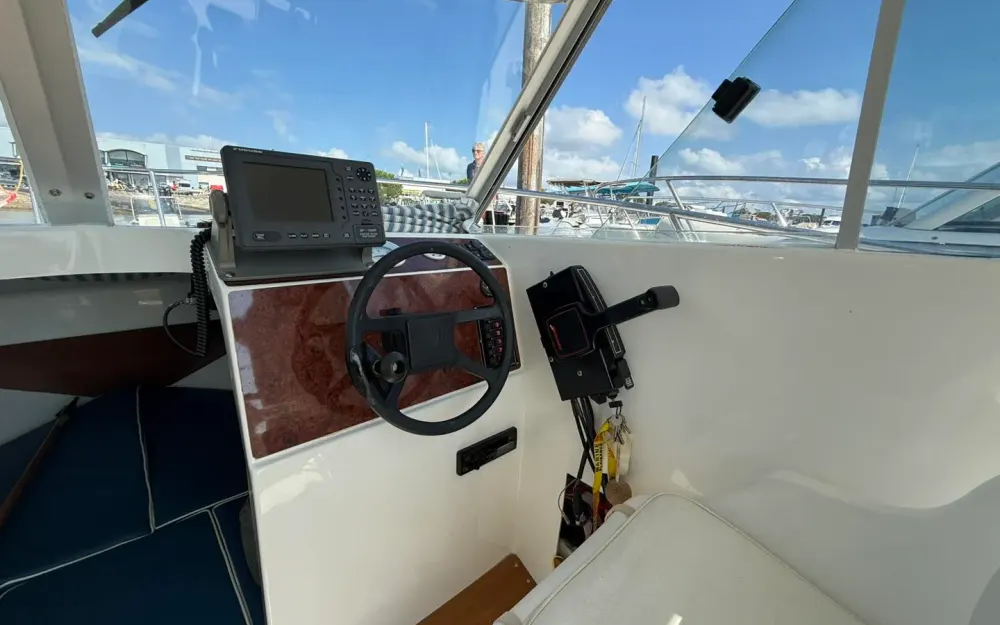 slider 8 Jeanneau Merry Fisher 610