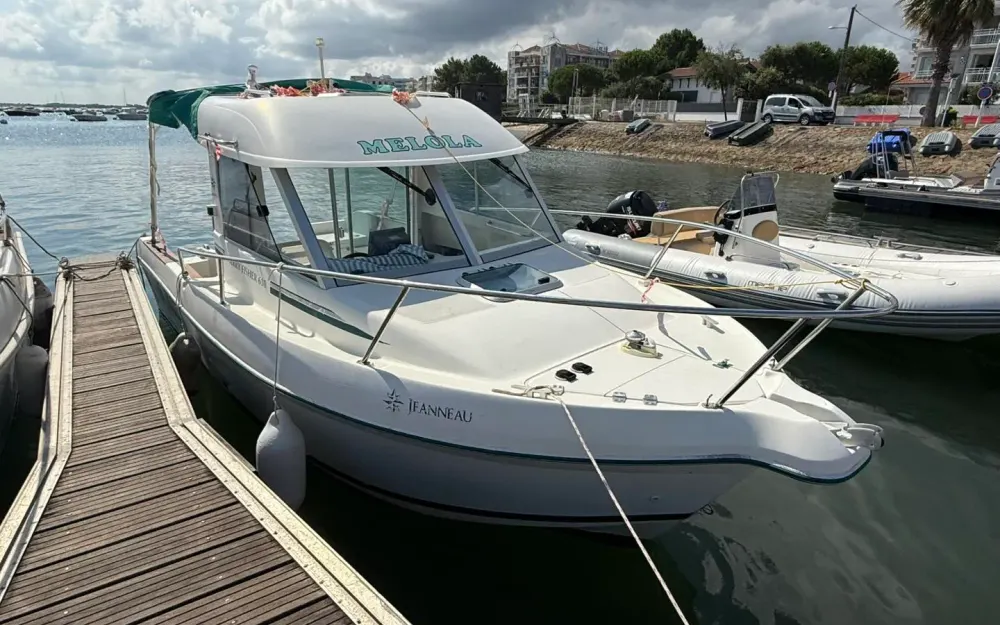 slider 2 Jeanneau Merry Fisher 610
