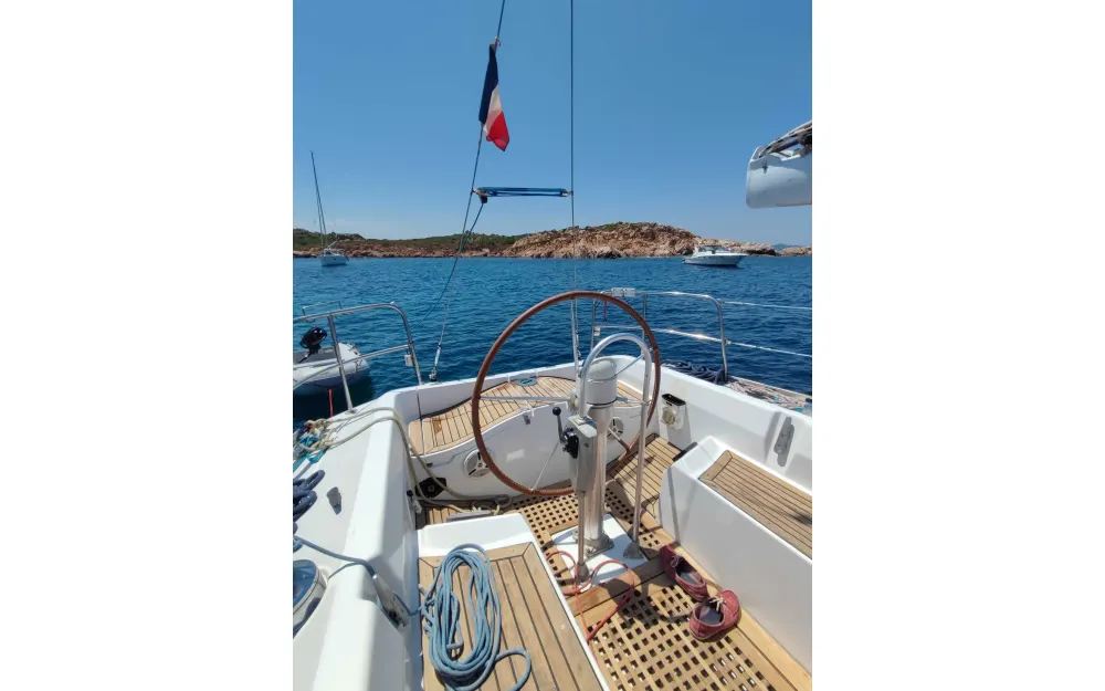 slider 5 Beneteau First 38
