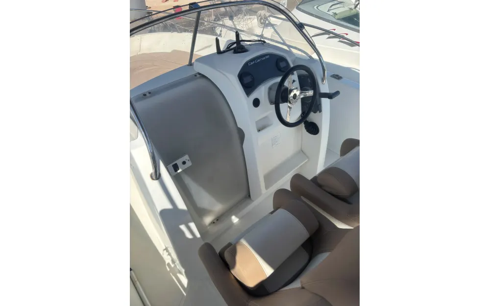 slider 10 Jeanneau Cap Camarat 6.5 CC