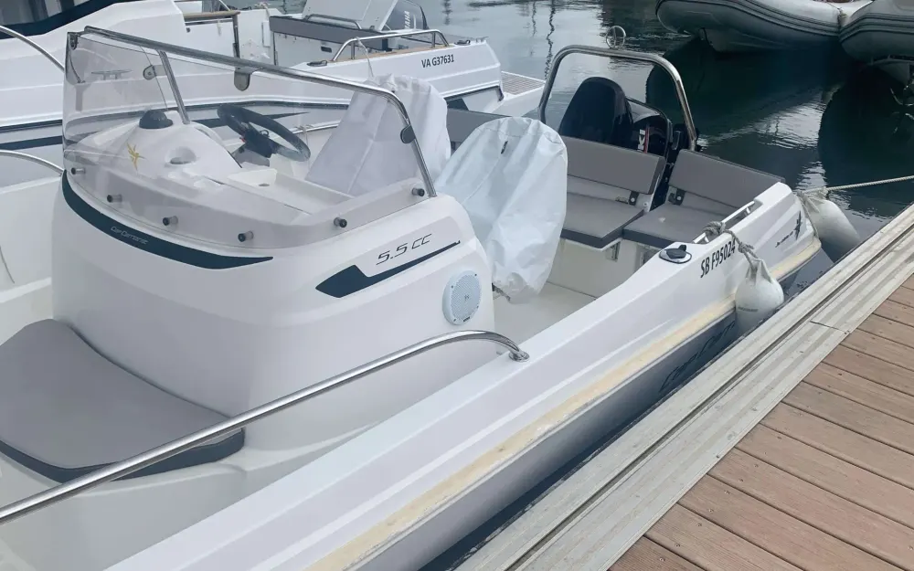slider 3 Jeanneau Cap Camarat 5.5 CC